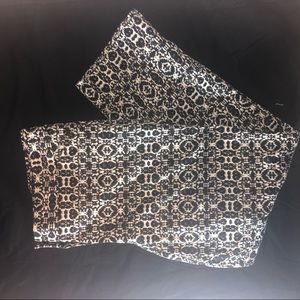 Capri Pants Laundry by Shelli Segal